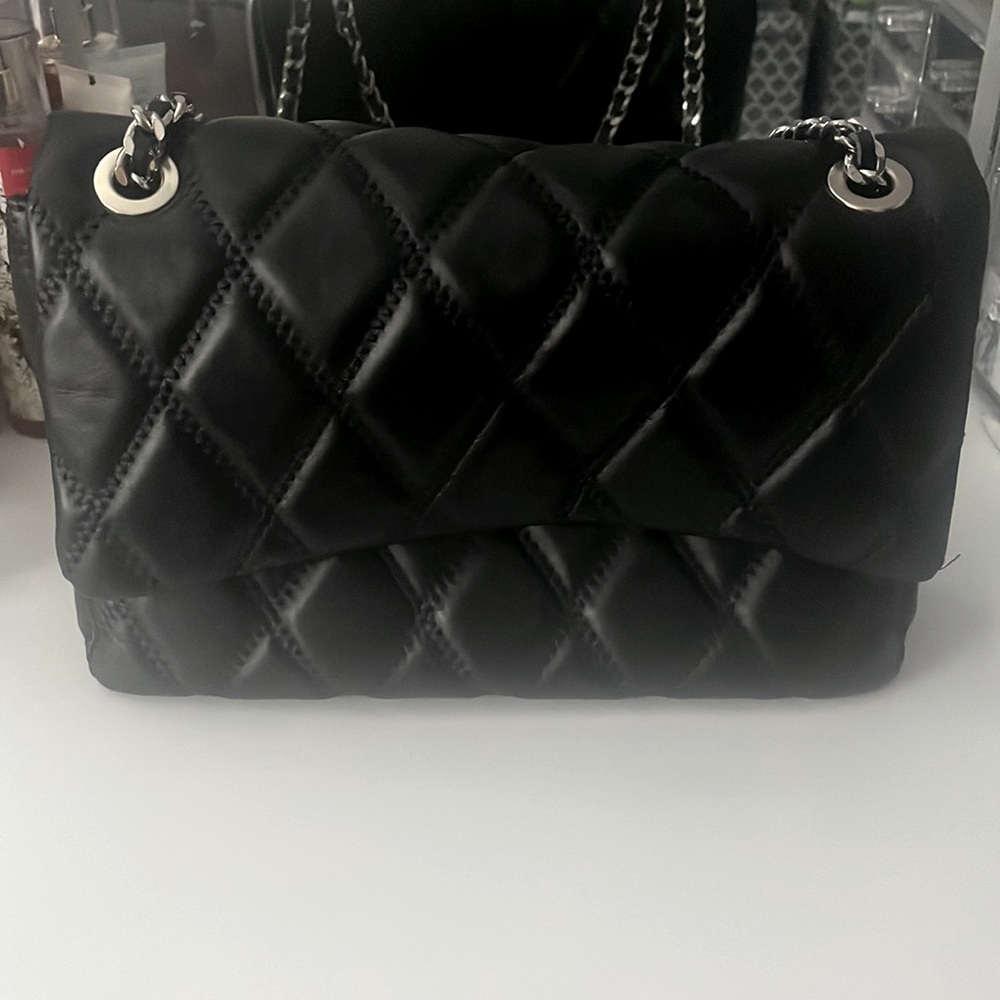 Viola Castellani Jumbo Black Flap Bag
